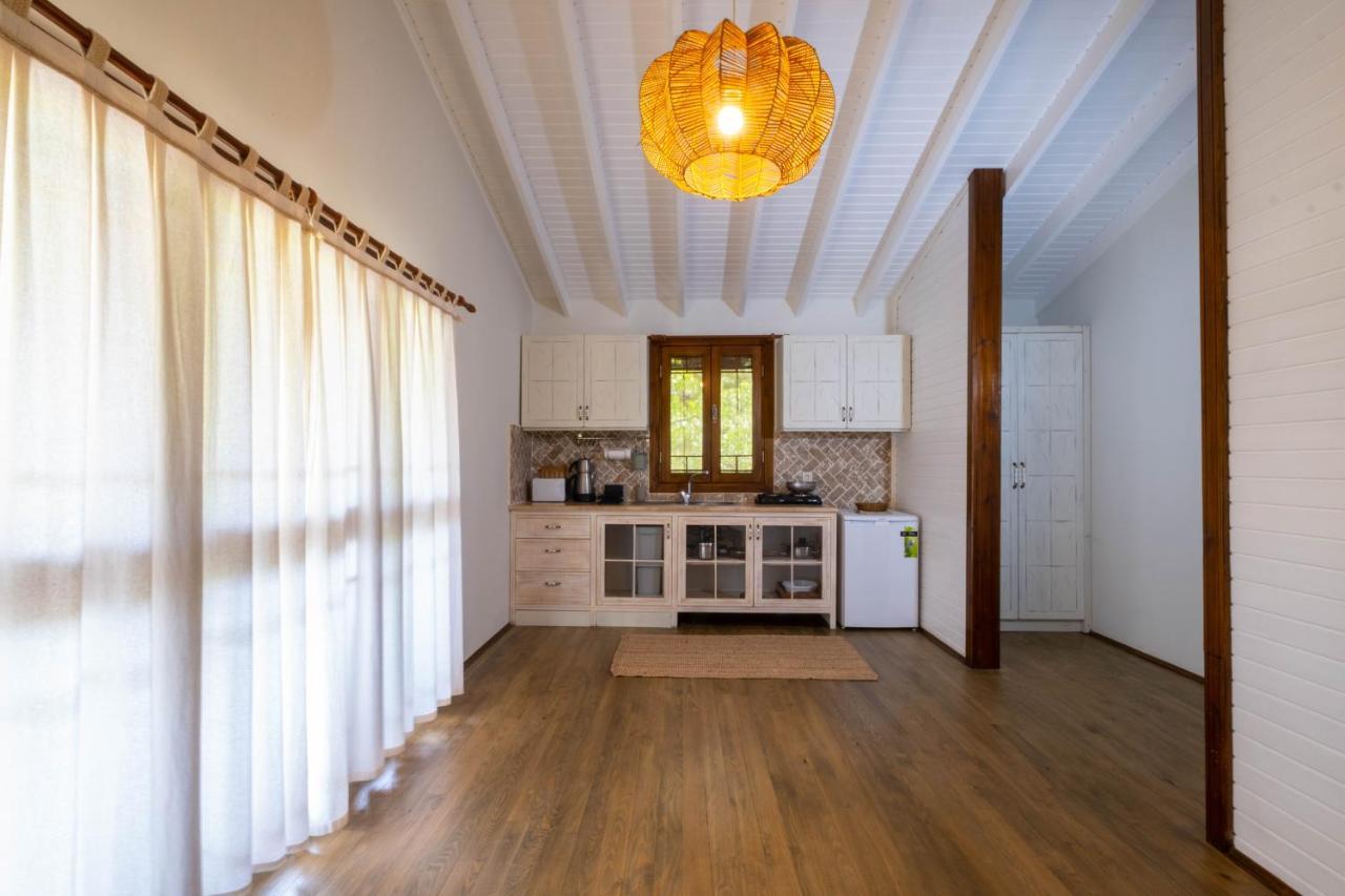 Kimera - Akdeniz Bahcesi Apart Hotel Чирали Экстерьер фото
